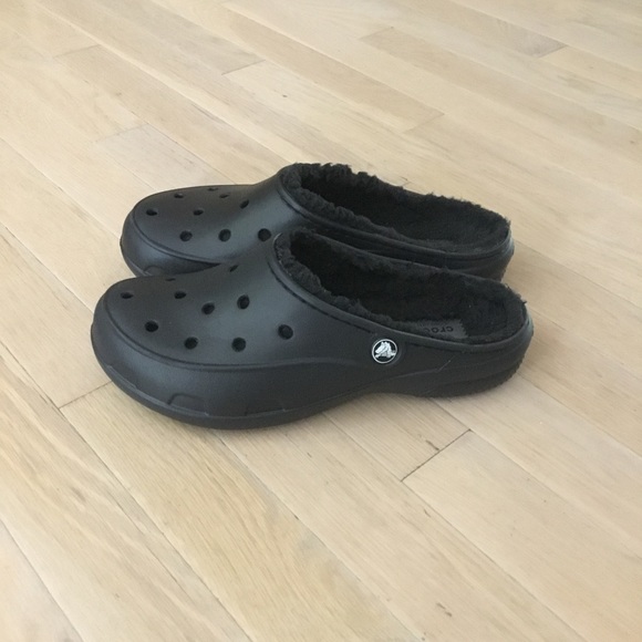 CROCS Shoes - Crocs Freesail Women's Fleece Fur Lined Black Slide Mule Clogs Size 7